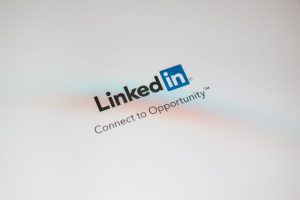 9 steps to a better LinkedIn profile in 2019