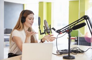 5 reasons to consider an internal podcast during this crisis