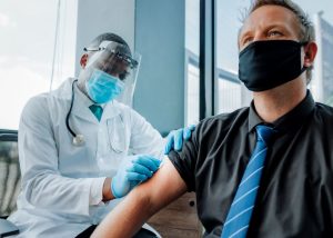 Are workers willing to resign over vaccine mandates?