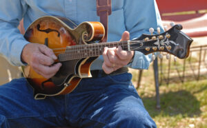 Here’s what communicators can learn from pickin’ the brains of bluegrass