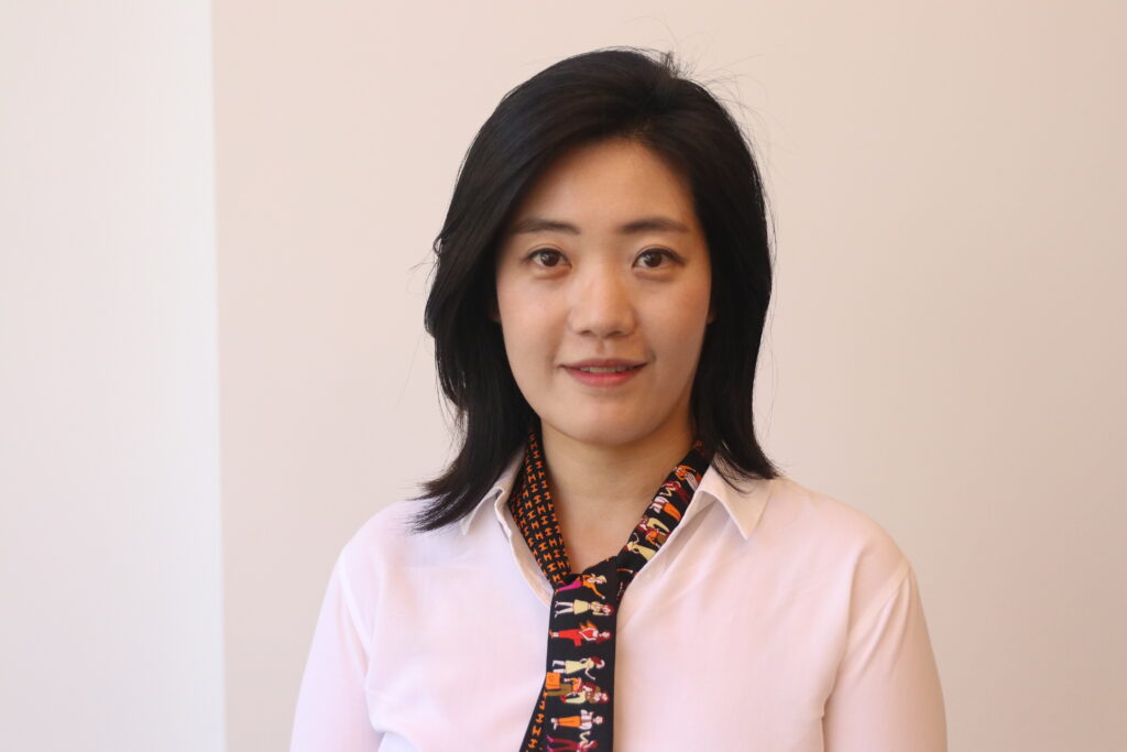 Jeonghyun Janice Lee will delve into how employers are using ESG as a tool to reach their workers.
