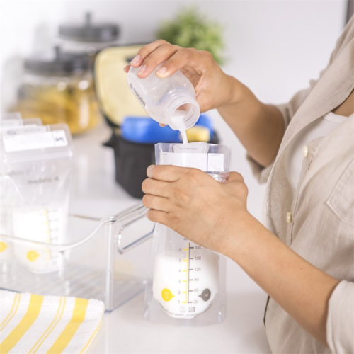 Medela Launches #MomsUnite4Milk to Support Families Impacted by the Formula & Human Milk Shortages